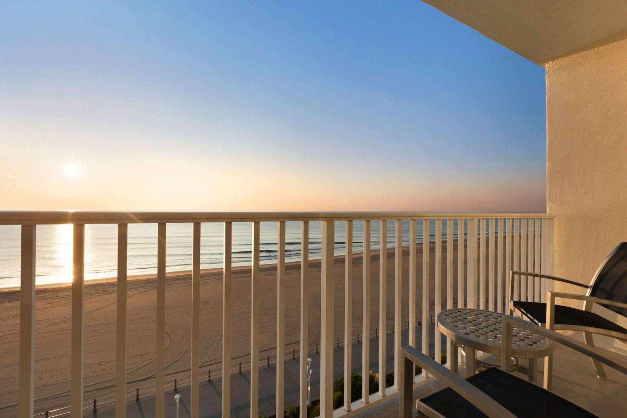 Surfbreak Virginia Beach Oceanfront, Ascend Hotel Collection Exterior foto
